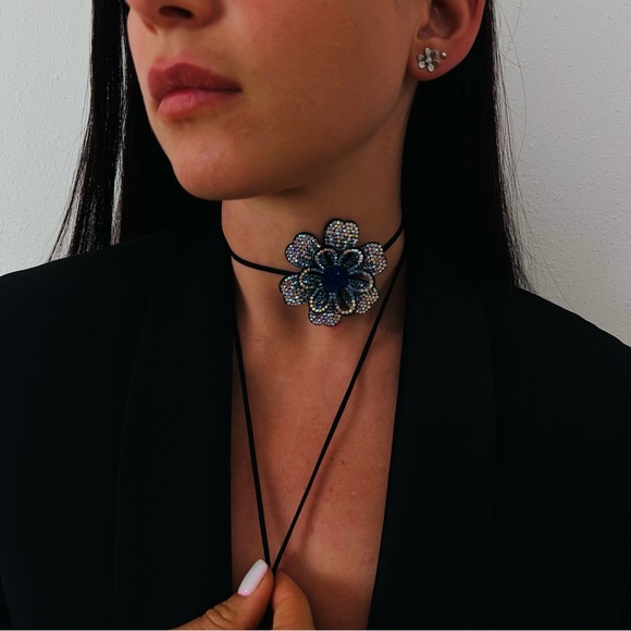 New Rhinestone Flower Cobalt Blue Necklace Choker - Picture 3 of 14